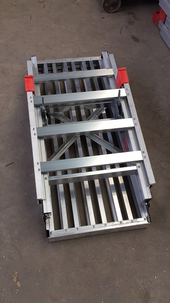 人字梯的制作方式